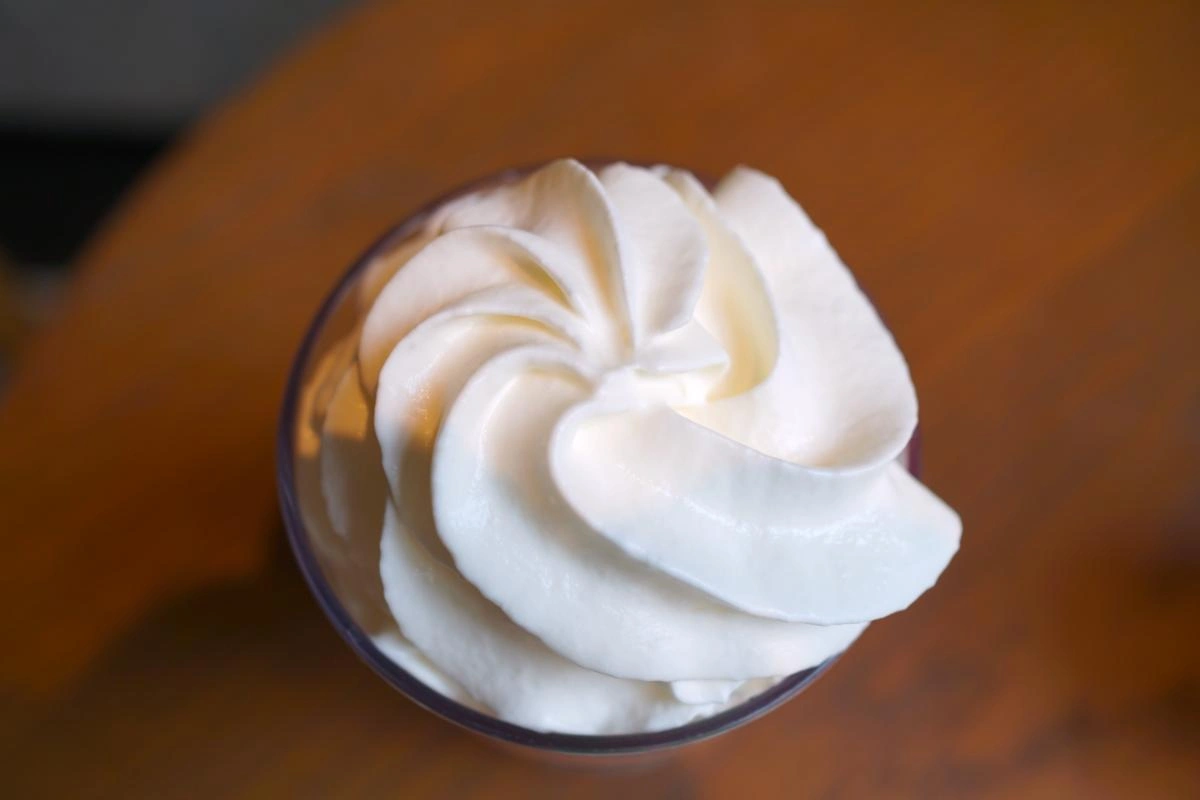 '러브 & 피치 프라페치노®'는 어떤 맛일까