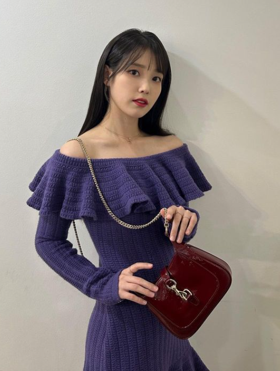 아이유 사진