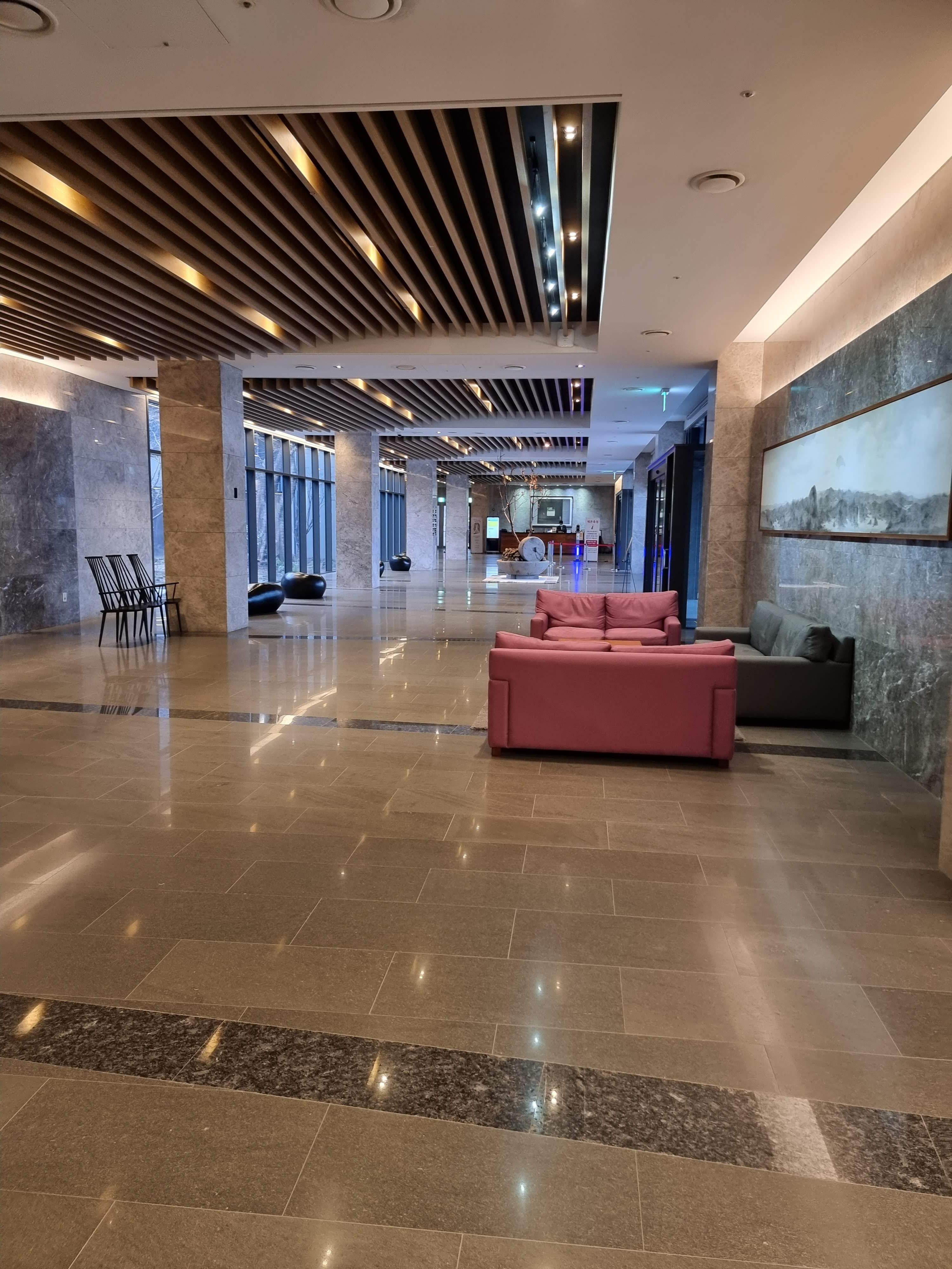 호텔 로비 라운지