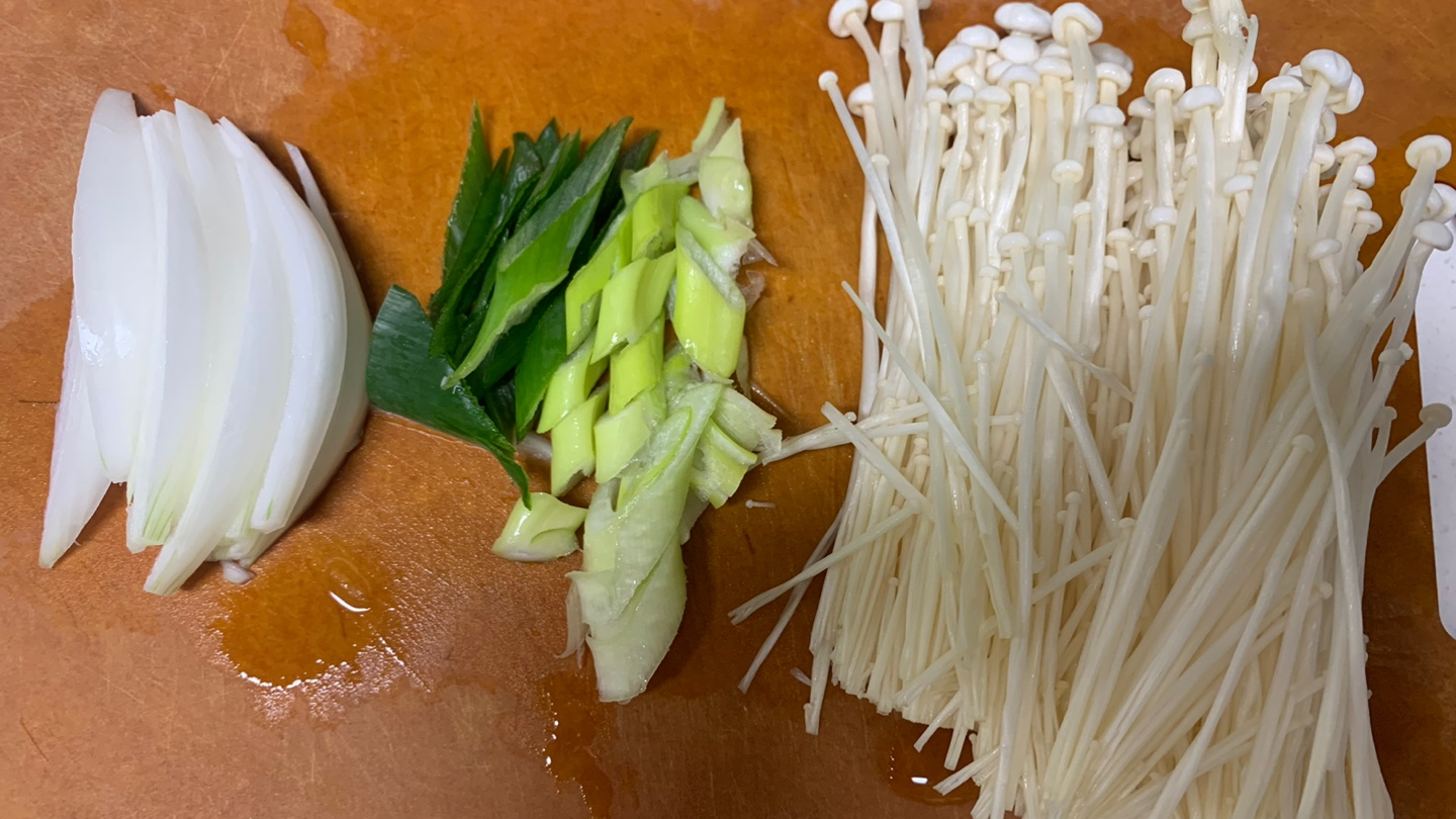 양파&#44; 대파&#44; 팽이버섯 사진