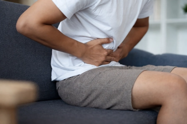 배가 더부룩한 복부 팽창증상