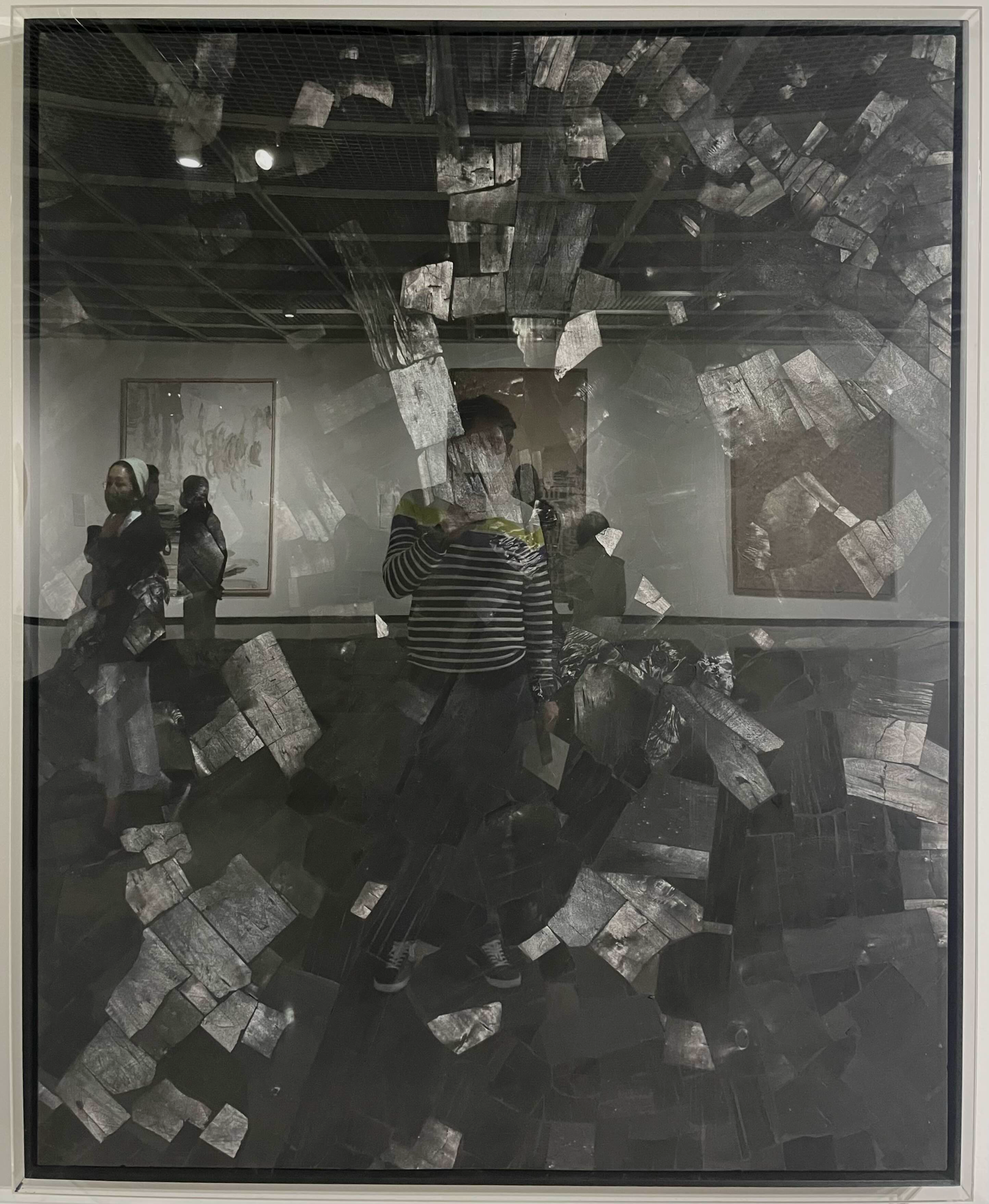 이배-불로부터 (2001, 캔버스에 숯)