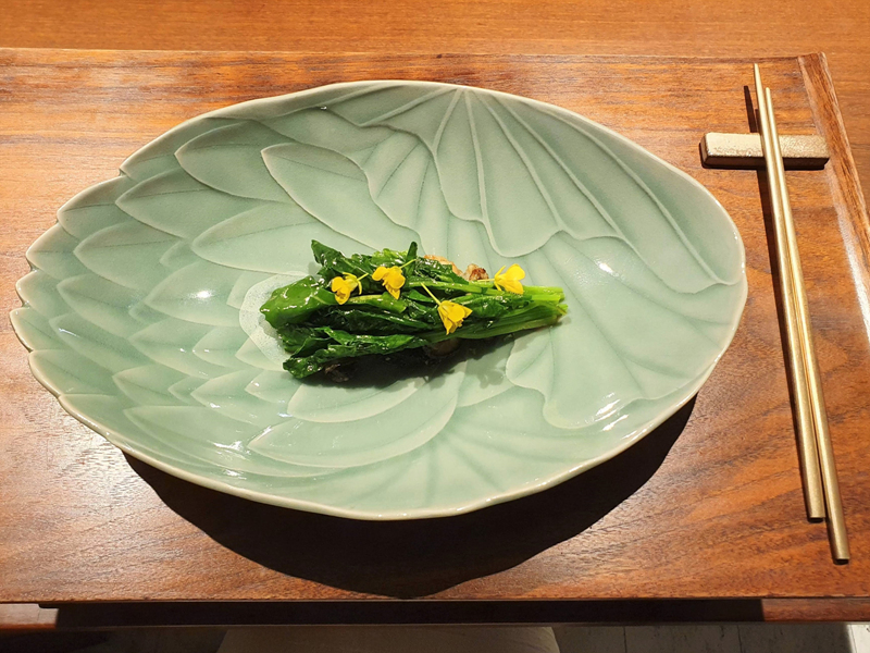 유채나물과 굴구이