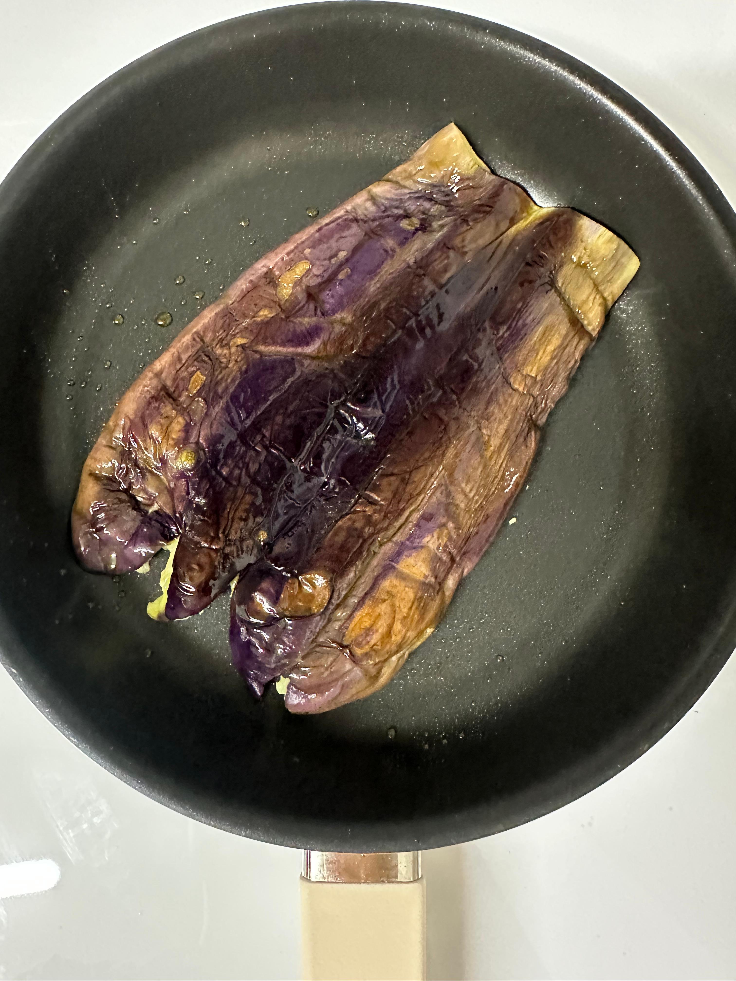 Eel or Eggplant? Park Na-rae&rsquo;s Eggplant Rice Bowl Recipe (Following Celebrity Diet Meal Plans, Healthy Diet, Delicious Diet, Filling Diet, Super Simple Eggplant Rice Bowl Recipe, Sauce Recipe, Eggplant Benefits, Packed with Antioxidant and Anti-Cancer Properties, Recommended Vegetable Dish, Without Doubanjiang, Without Sugar, Without Allulose)