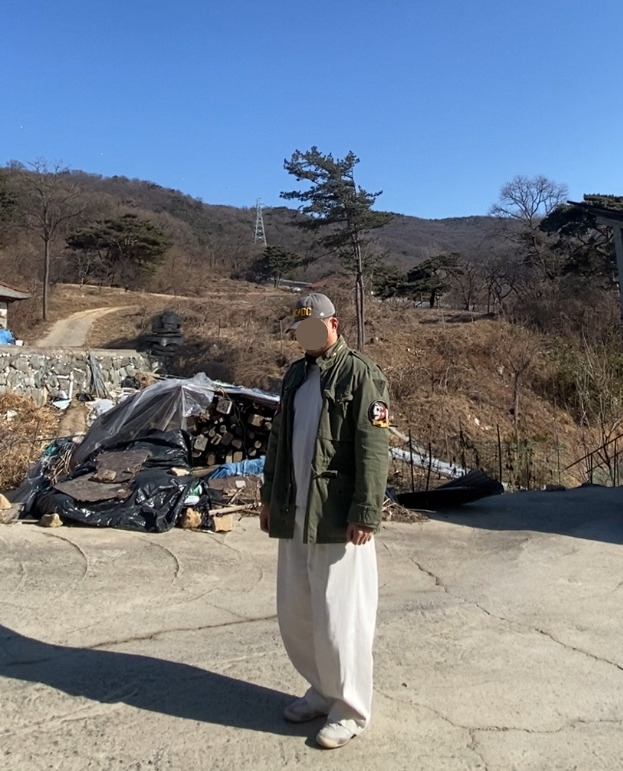 데일리룩('26.2.16.)아메리칸니들 ACDC 볼캡, 무신사스탠다드 슬리브 티셔츠, 폴로랄프로렌 M-65 야상자켓 빈티지 재킷, 무신사스탠다드 와이드 벌룬 팬츠, 아디다스 드래곤