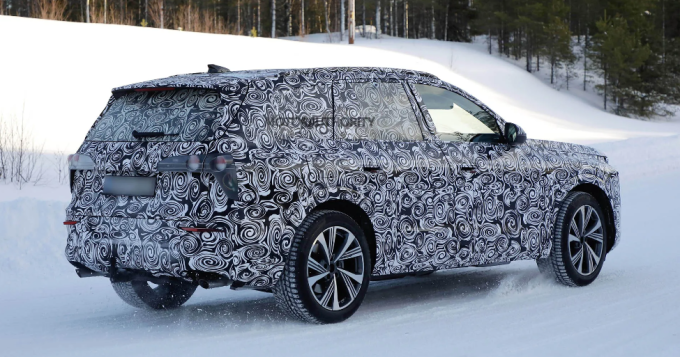 아우디 Q9 스파이샷 (출처 : motorauthority)