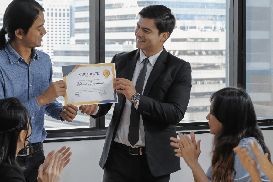 2025 국비지원 자격증 추천 TOP 7