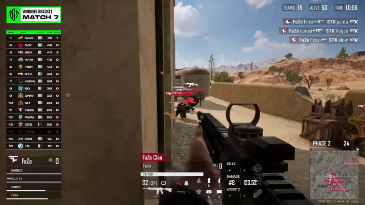 슛투킬이 과감하게 찔러들어갔으나 페이즈클랜이 침착하게 대응하며 오히려 잡아내는 모습을 보여줍니다.