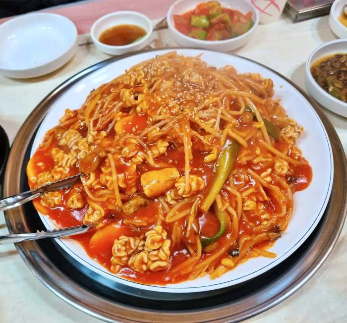 놀라운토요일 놀토 풍납 전통 도깨비 시장 뽈찜 맛집