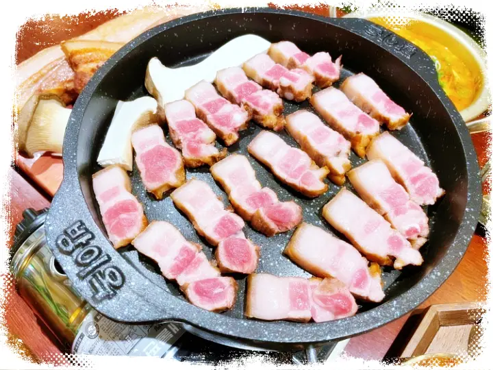 석촌호수 벚꽃구경 데이트코스 우대갈비 돈마호크 산더미불고기 통삼겹튀김 송파구 잠실 맛집 식당 추천