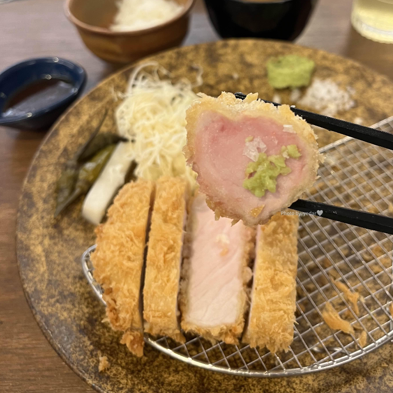 히레카츠