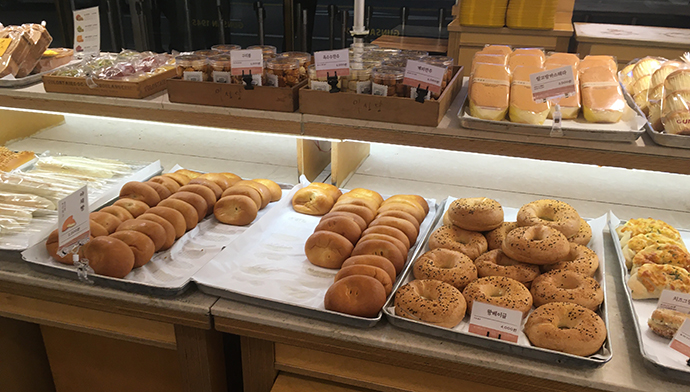 매장-진열-빵2