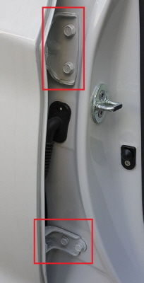 침수차 도어 힌지부 점검