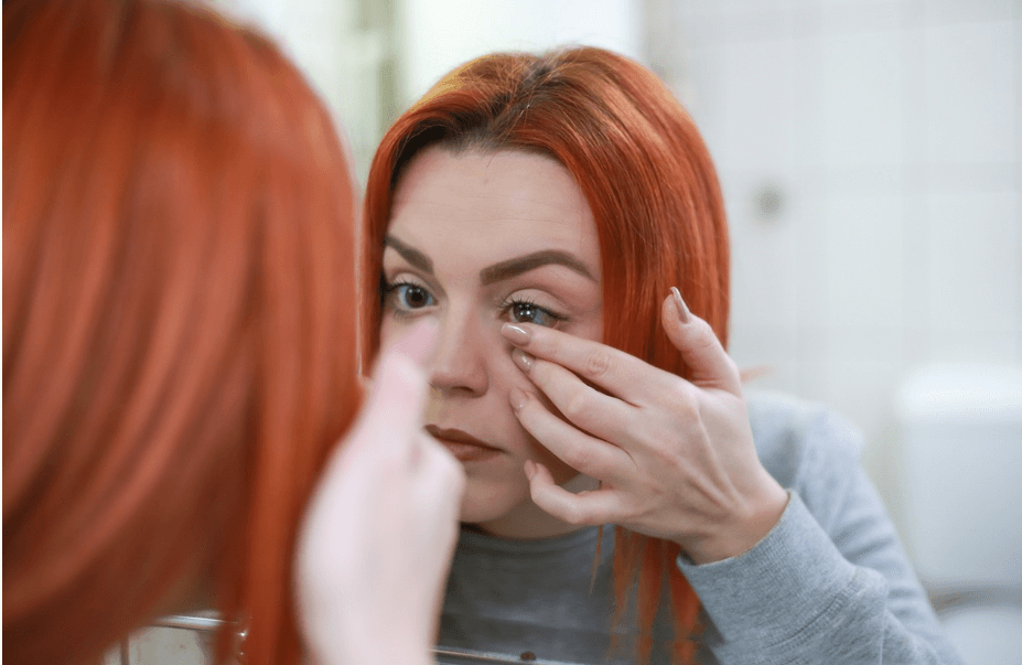 렌즈착용 관련사진