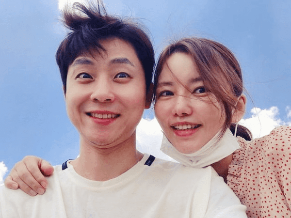 안현수와-배우-우나리