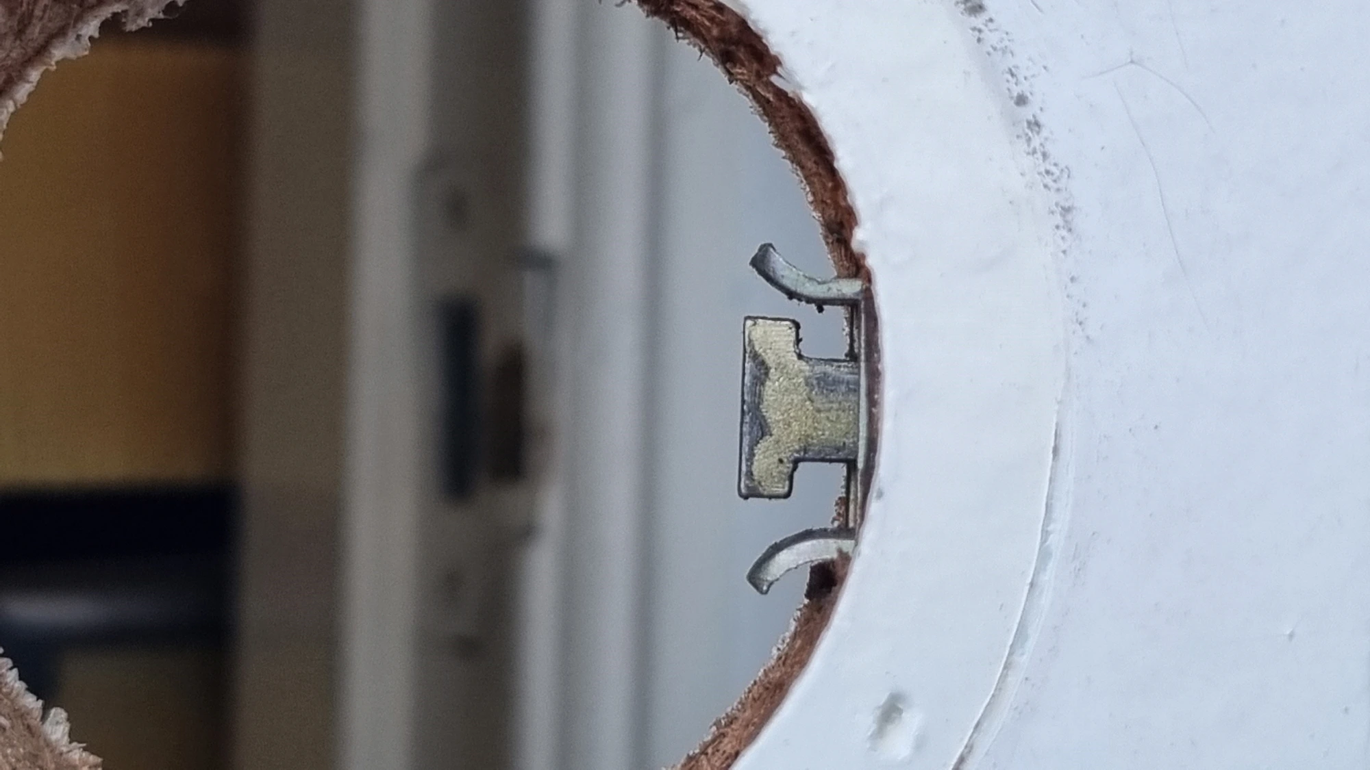 걸쇠 부품 모양