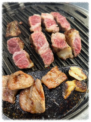 흑돼지삼백식당