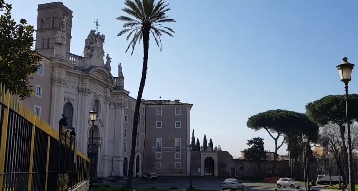 로마에 있는 &quot;예루살렘의 성 십자가 성당&quot;