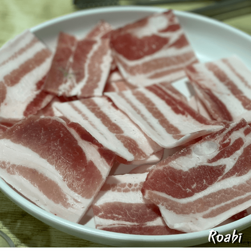 🥩 고기 좋아하는 분들 필수! 얇고 맛있는 삼겹살