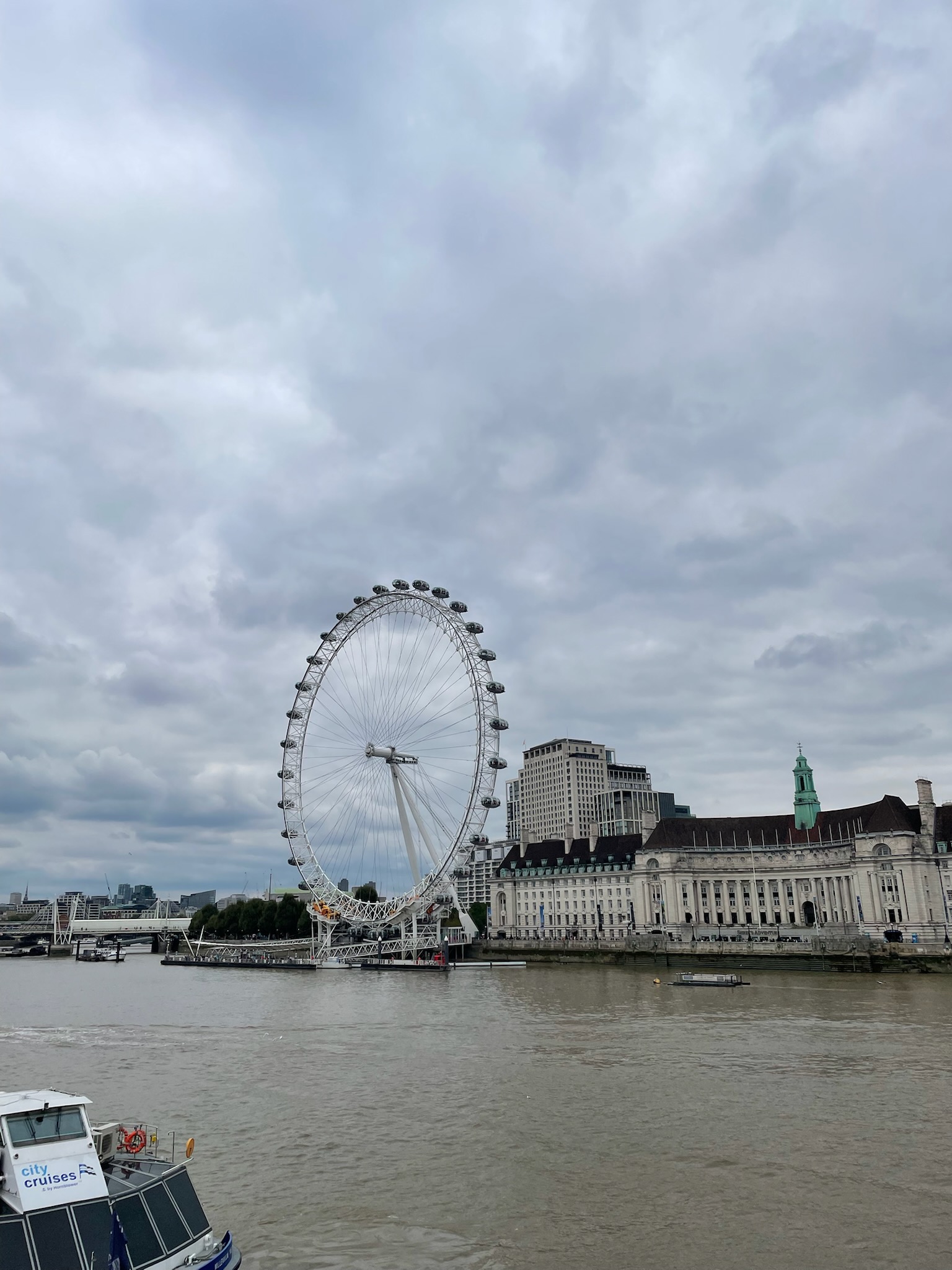 밀레니엄 휠이라고 불리우는 영국 런던의 랜드마크 런던 아이, 사진 © 가을연못 autumnpond24.com