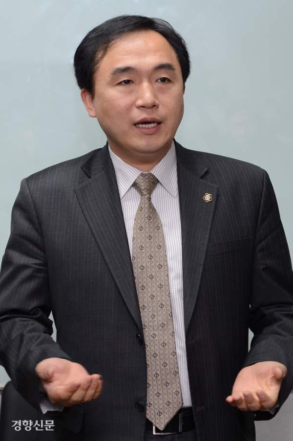 정철승 변호사 프로필 나이&middot;학력&middot;고향 총정리｜박원순 피해자 신상공개&middot;강제추행 2심 징역 1년 6개월 법정구속