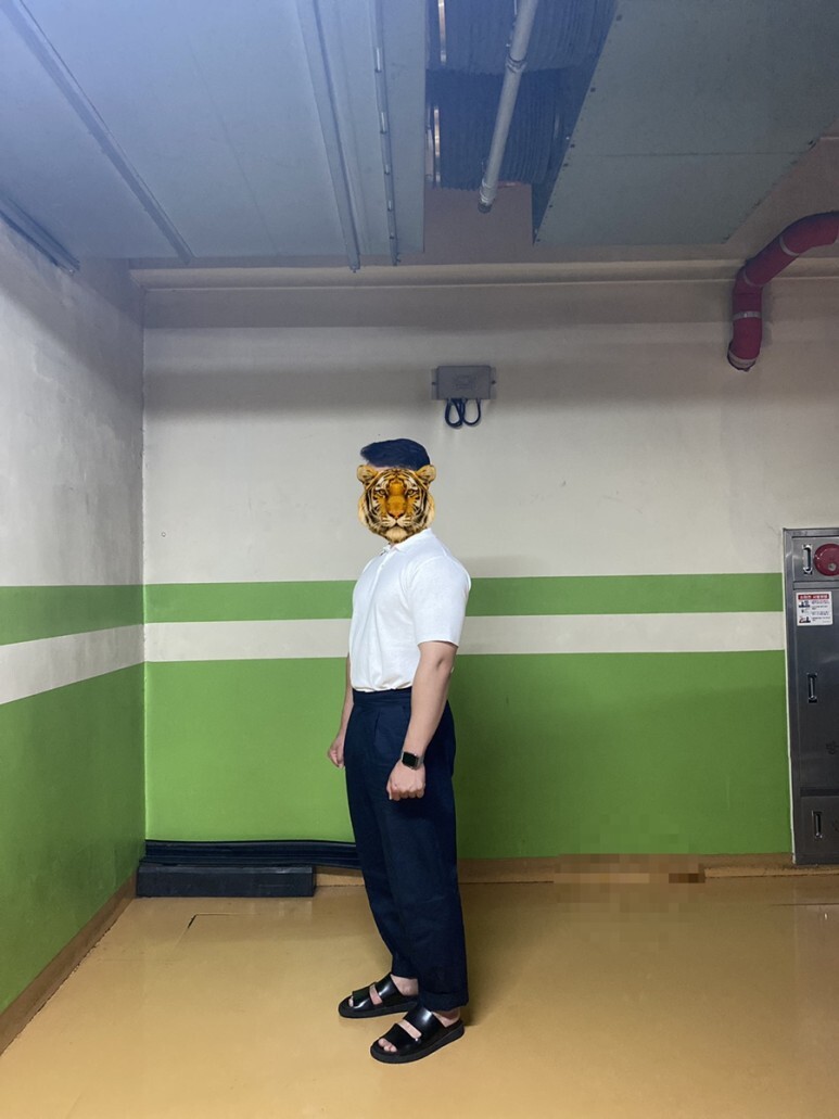 데일리 룩(오뭘입)_커스텀어클락 니트카라티, 비슬로우 구르카 팬츠 네이비, MMGL 샌들, 애플워치4, 꿀조합코디, OOTD