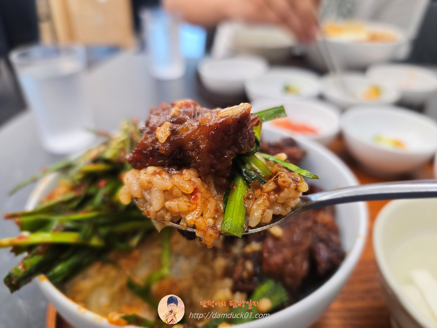 한상 돼지왕갈비 덮밥