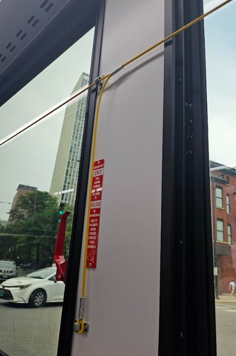 yellow cord in CTA bus