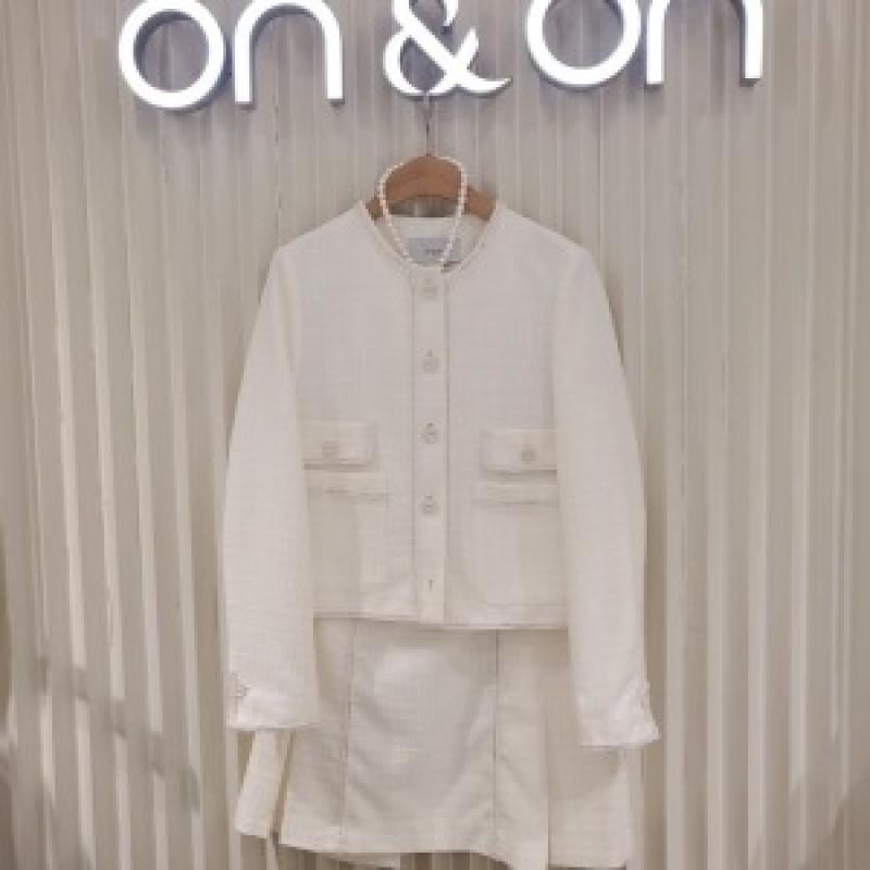 온앤온 셋업 포켓 디테일 트위드 자켓