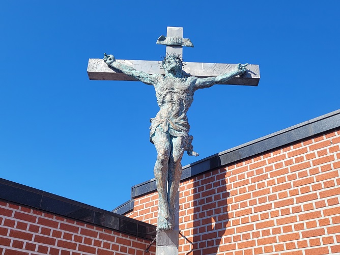 인천 성모순례지에 있는 십자고상입니다.