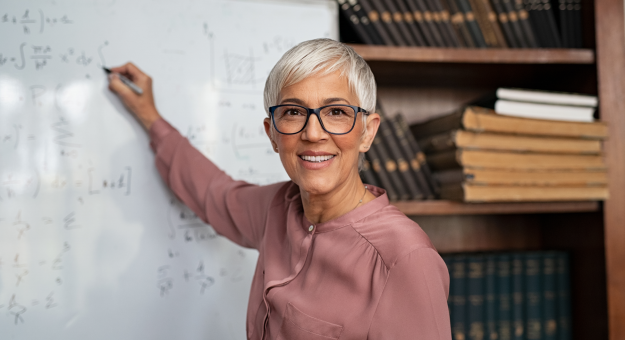 대학교수-하는일-업무환경-되는법-학과-전망