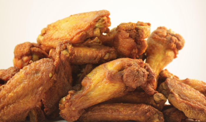 야식 치킨 건강 영향 체중 증가 고지혈증 위험 관련 음식 사진