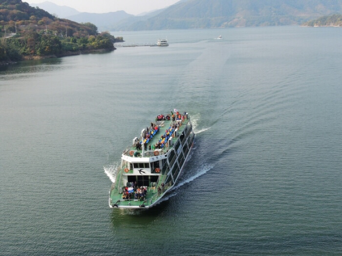 충주호관광선 청풍나루