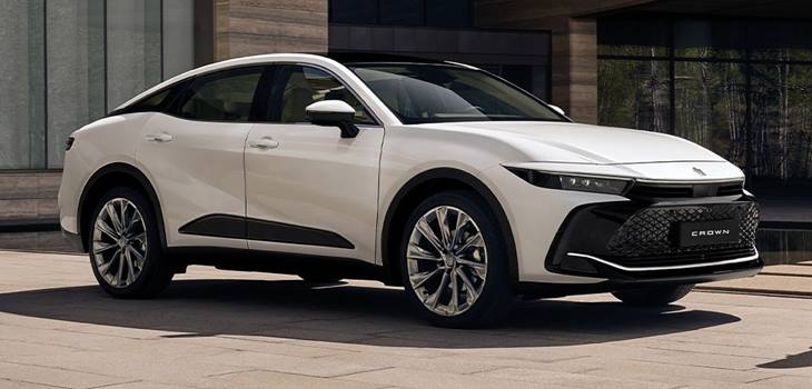 토요타-크라운-대형-세단-수입차-제원-가격