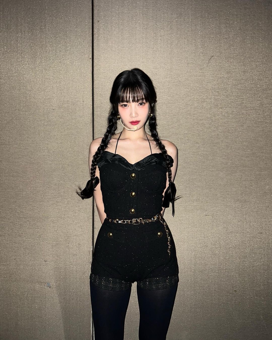 블랙걸 조이 화보 B컷