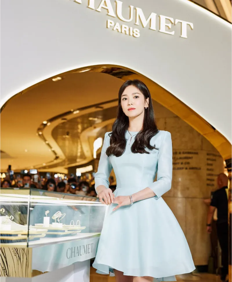 송혜교 쇼메, 송혜교 화보, 송혜교 보그, 송혜교 주얼리, 송혜교 목걸이, 쇼메, 쇼메 앰버서더, 쇼메 주얼리, 쇼메 목걸이, 비 마이 러브, 쇼메 비 마이 러브, 조세핀 컬렉션, 하이주얼리 브랜드, 프랑스 명품 주얼리, 쇼메 가격, 쇼메 예물, 명품 예물 추천, 쇼메 후기, 쇼메 실착, 셀럽 주얼리, 송혜교 착용, 쇼메 예약구매, 명품 주얼리 추천, 하이주얼리 착용컷, 비마이러브 실착, 쇼메 조세핀