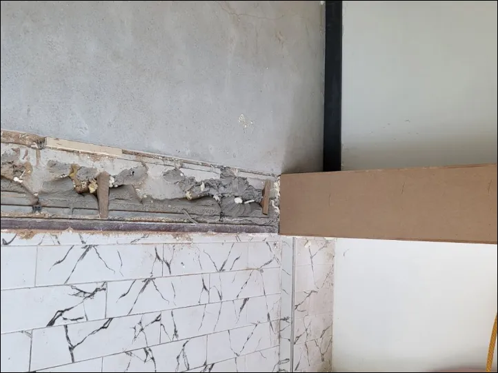 기존 프레임 바닥 제거 작업