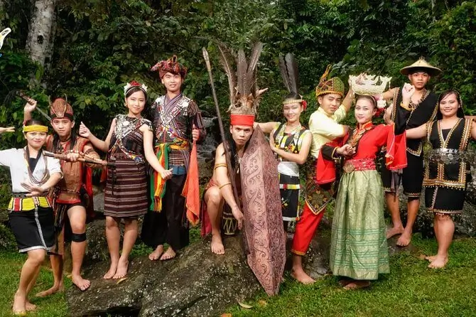 마리 마리 문화 마을 Mari Mari Cultural Village
마리 마리 문화 마을 Mari Mari Cultural Village (source: www.malaysia.travel/)