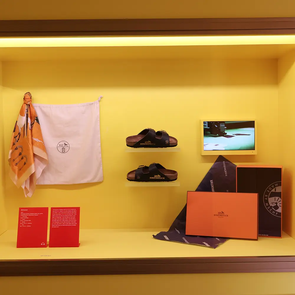 에르메스-버킨백을-분해해-만든-버켄스탁-디자인의-슬리퍼