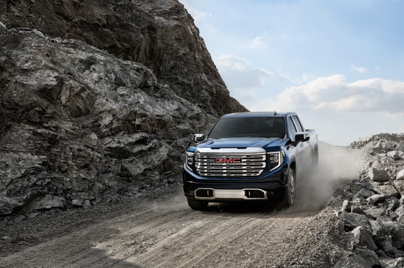 GMC &lsquo;시에라 드날리&rsquo; 한반도 상륙