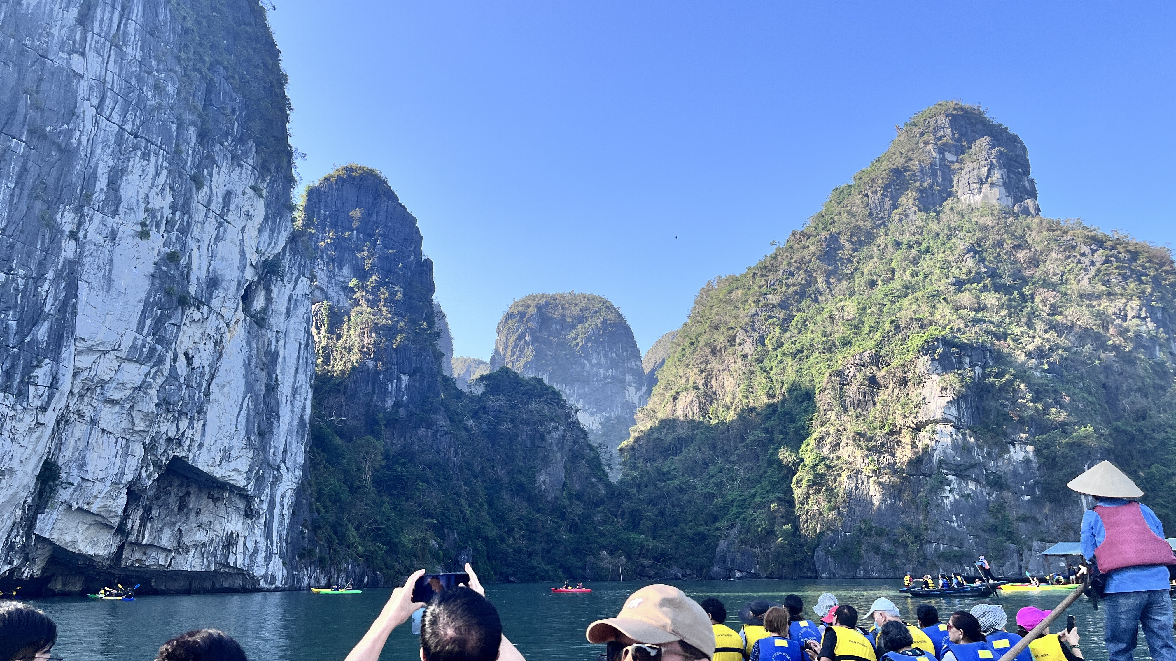 그랜드 파이어니스