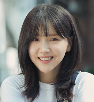 김지은
