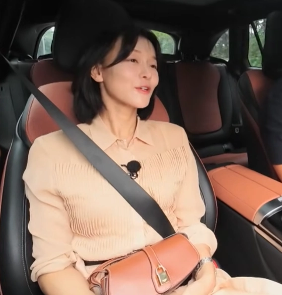 나는솔로 29기 영숙 패션