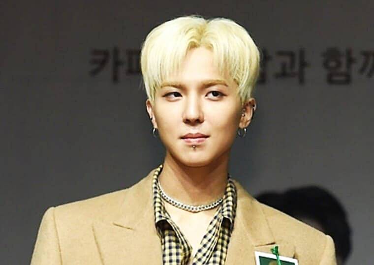 가수-송민호