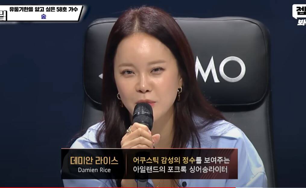 심사평을 하고 있는 백지영