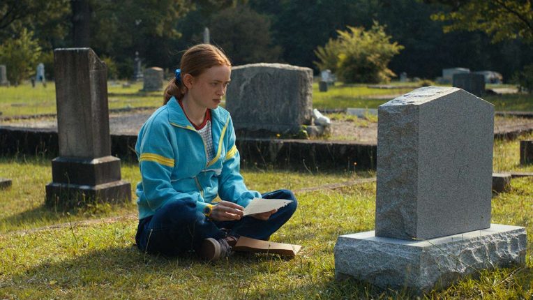 [미드추천] 기묘한이야기 시즌4 1부&#44; 2부 줄거리&#44; 결말&#44; 등장인물 에디&#44; 맥스&#44; 호퍼