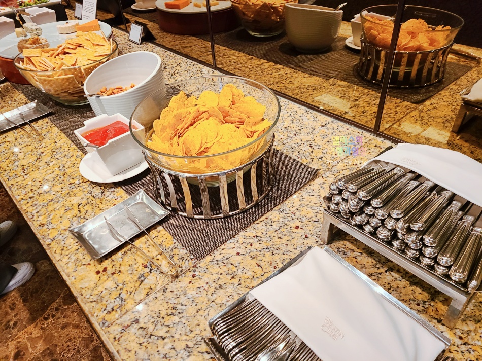 웨스틴 조선 서울 클럽라운지 해피아워 칵테일아워 메뉴 후기