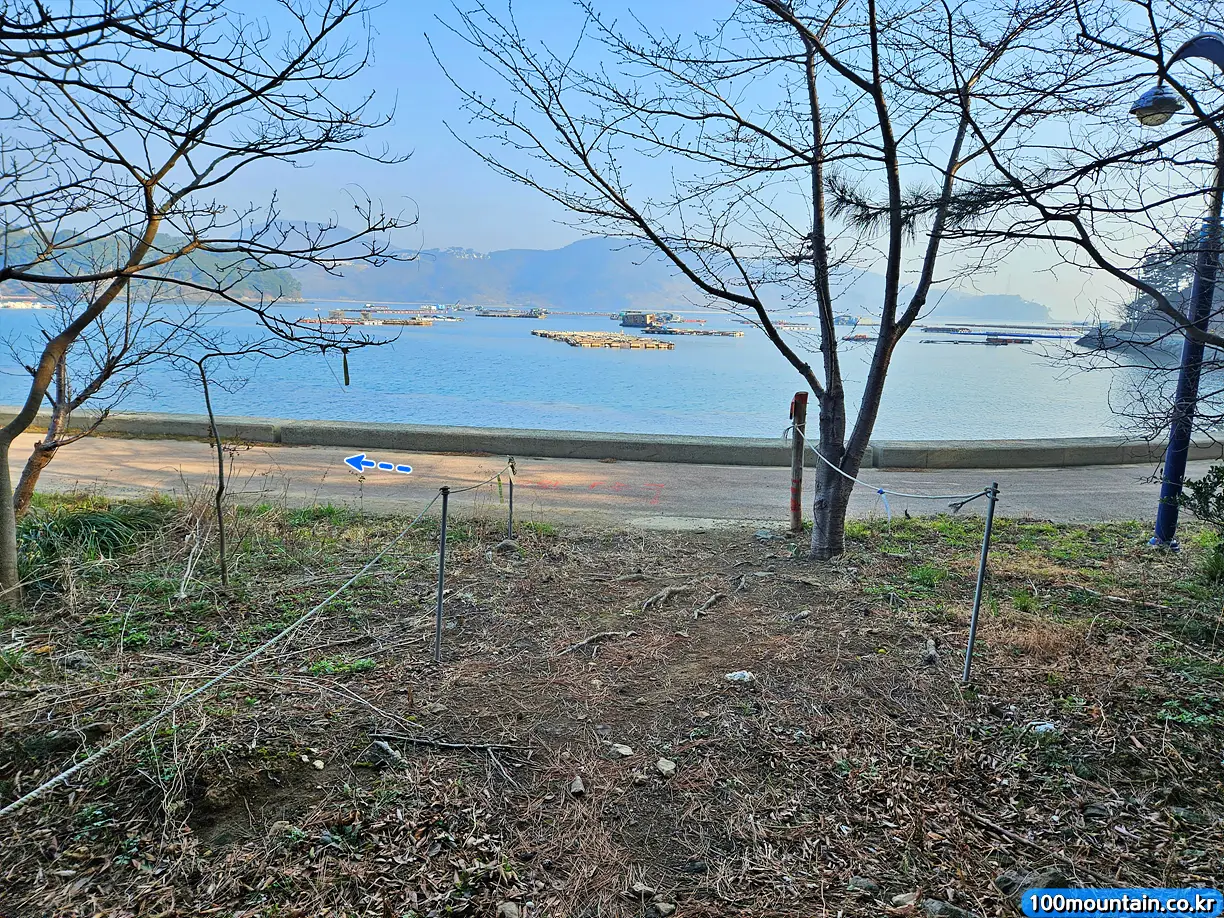 고래개능선 삼거리