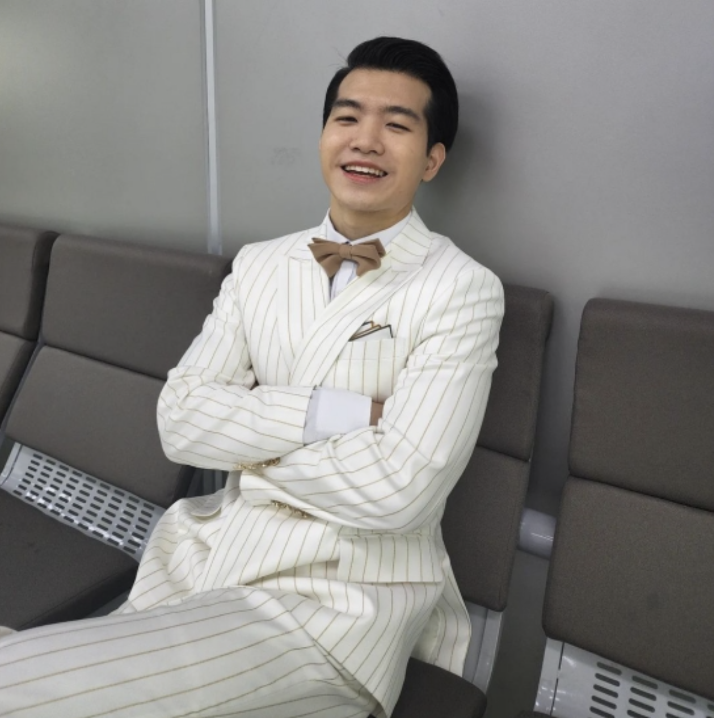 조명섭 슈트