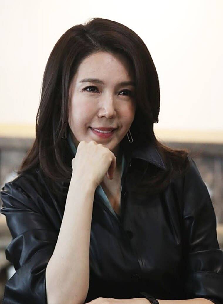 배우-전수경